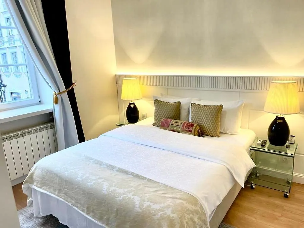 Luxury Suites & Apartments Mondrian Market Square II Warsaw Poland