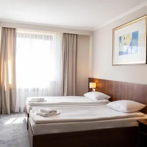 2* Hotel apartamentowy Metro Wileńska