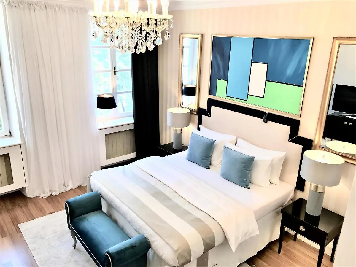 Aparthotel Luxury Suites & Apartments Mondrian Market Square II Warsaw