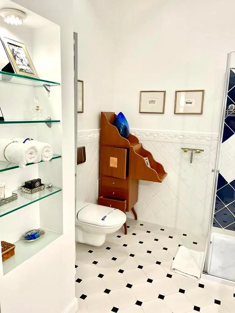 Aparthotel Luxury Suites & Apartments Mondrian Market Square II Warsaw