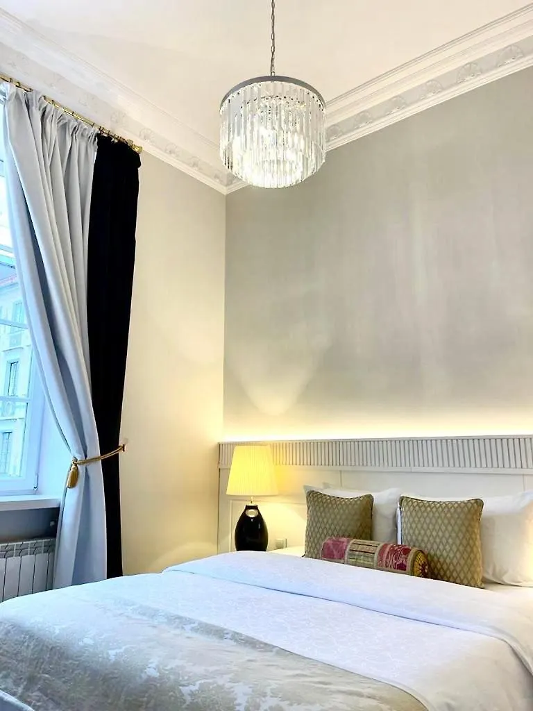 Luxury Suites & Apartments Mondrian Market Square II Warsaw Poland