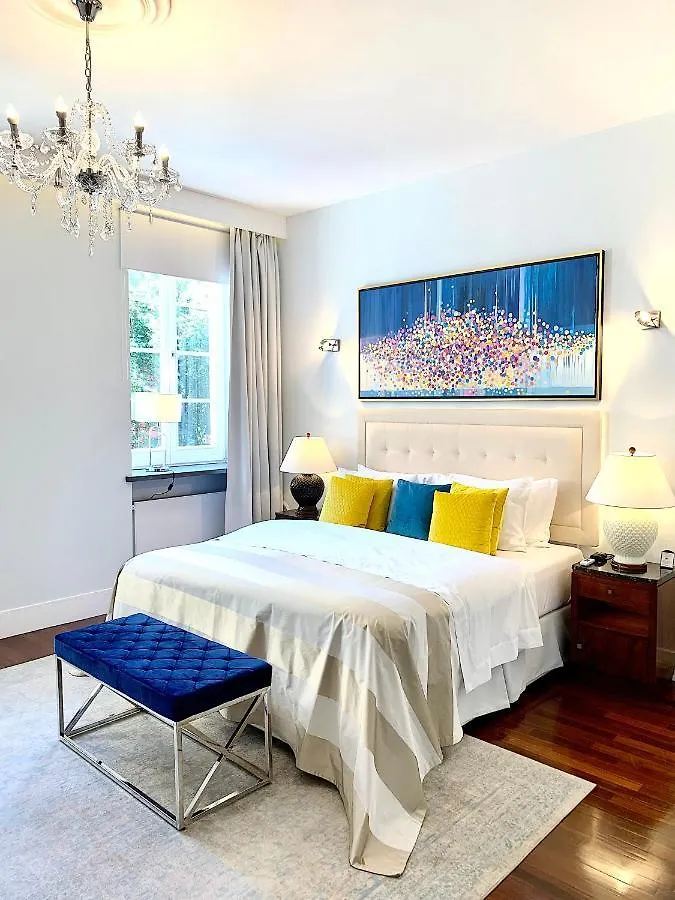 Luxury Suites & Apartments Mondrian Market Square II Warszawa Hotel apartamentowy